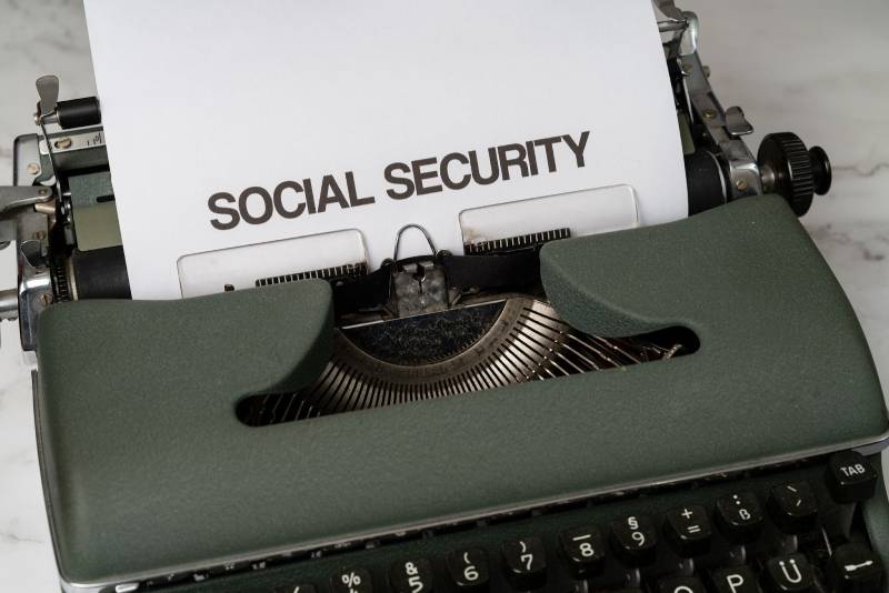 How the Social Security Payment Increase Will Affect Businesses